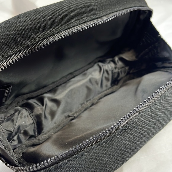 Bobbi Brown Makeup Bags - Picture 5 of 8
